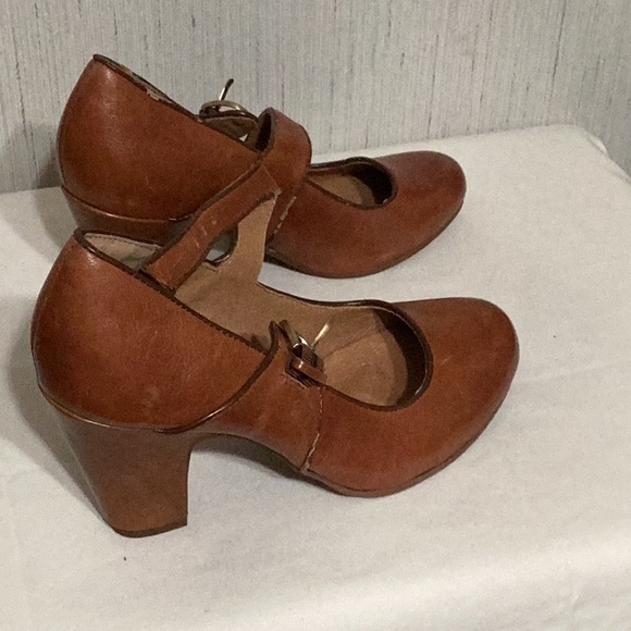 SOLD - Picture 3 of 7